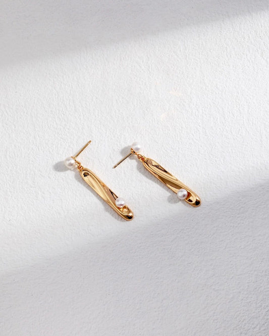 18K Gold Plated Vermeil Minimalist Pearl Earrings