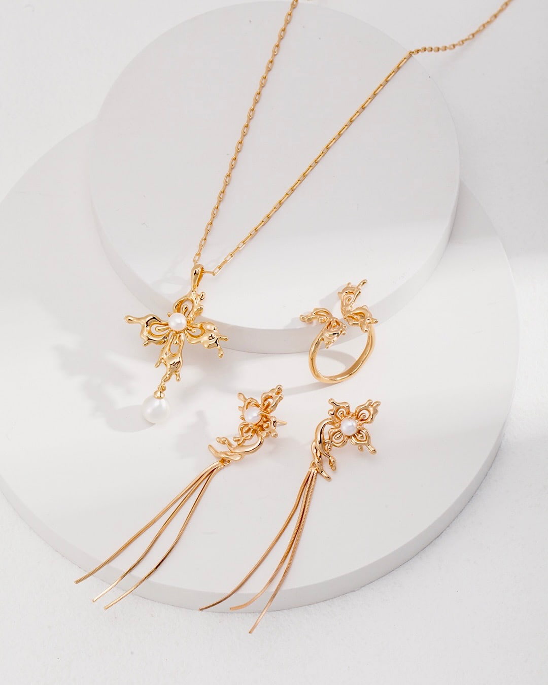 18K Gold Plated Vermeil Butterfly Orchid Pearl Necklace