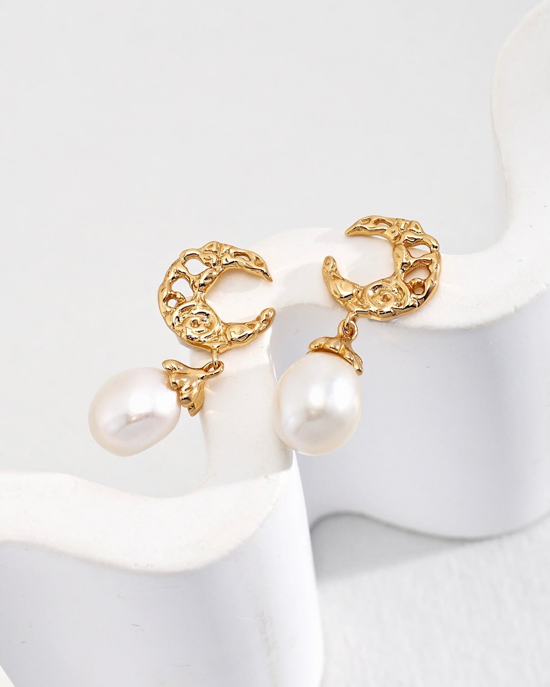 18K Gold Plated Vermeil Timeless Baroque Pearl Drop Earrings